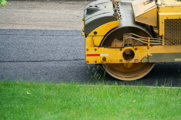 Best Driveway Paving Contractor  in Fort Riley, KS